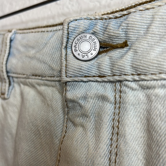 Pacsun High Rise Festival Jean shorts, size 27. - Picture 4 of 13